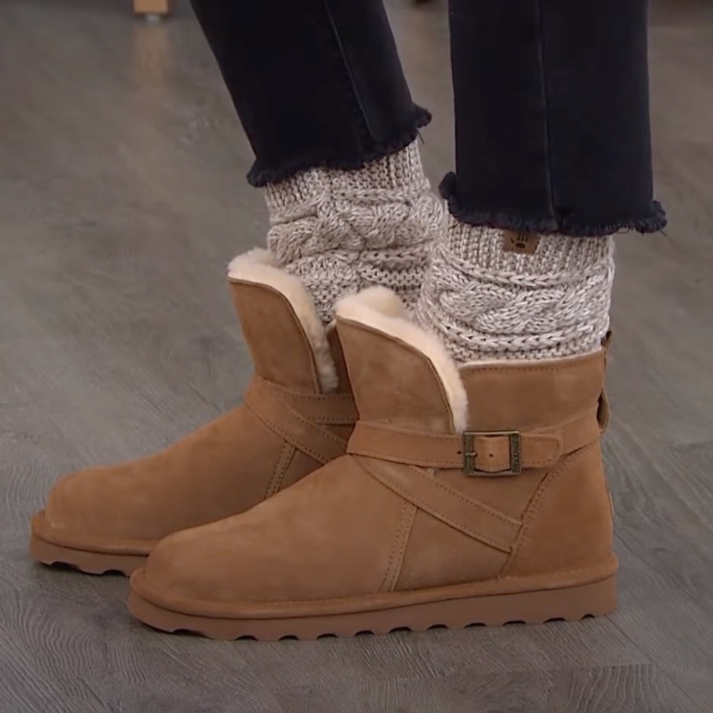 BearPaw Tan Knit Socks
